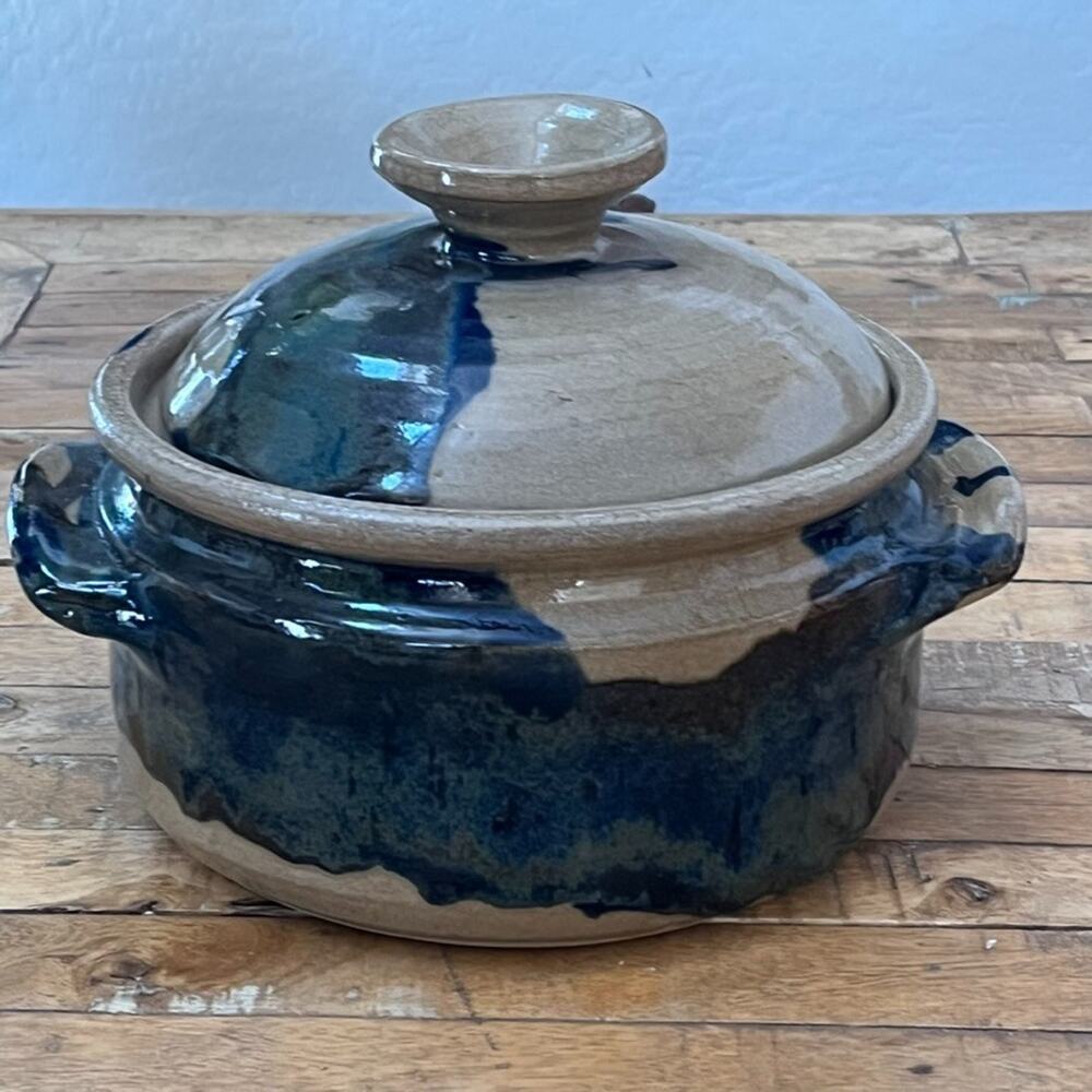 Studio Pottery Lidded Soup Tureen/Casserole Dish 9" Blue Tan Drip Glaze